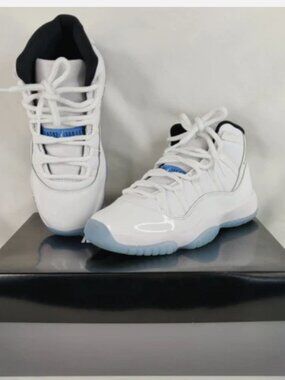 Nike Air Jordan 11 Retro White/Legend Blue 2024 (378038-104) 4.5Y Junior Size